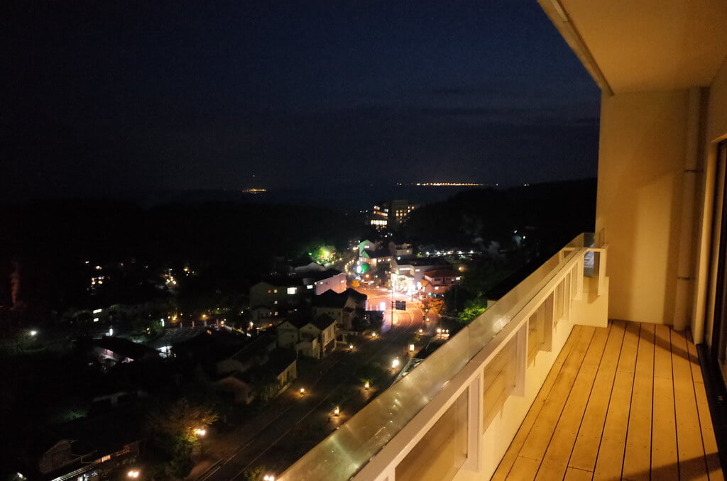 湯けむりとにごり湯の宿 霧島国際ホテルの写真1