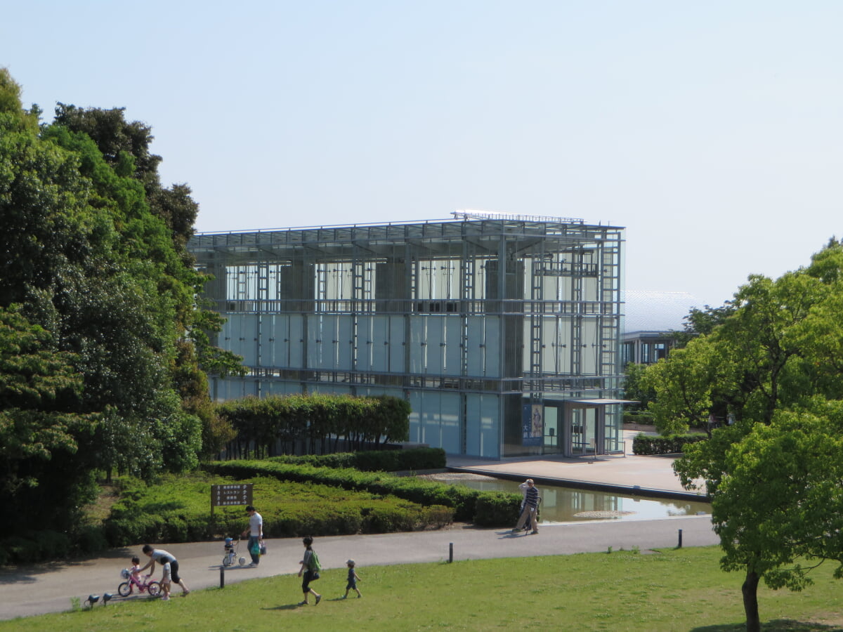 岡崎市美術博物館の写真3