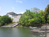 岡崎市美術博物館