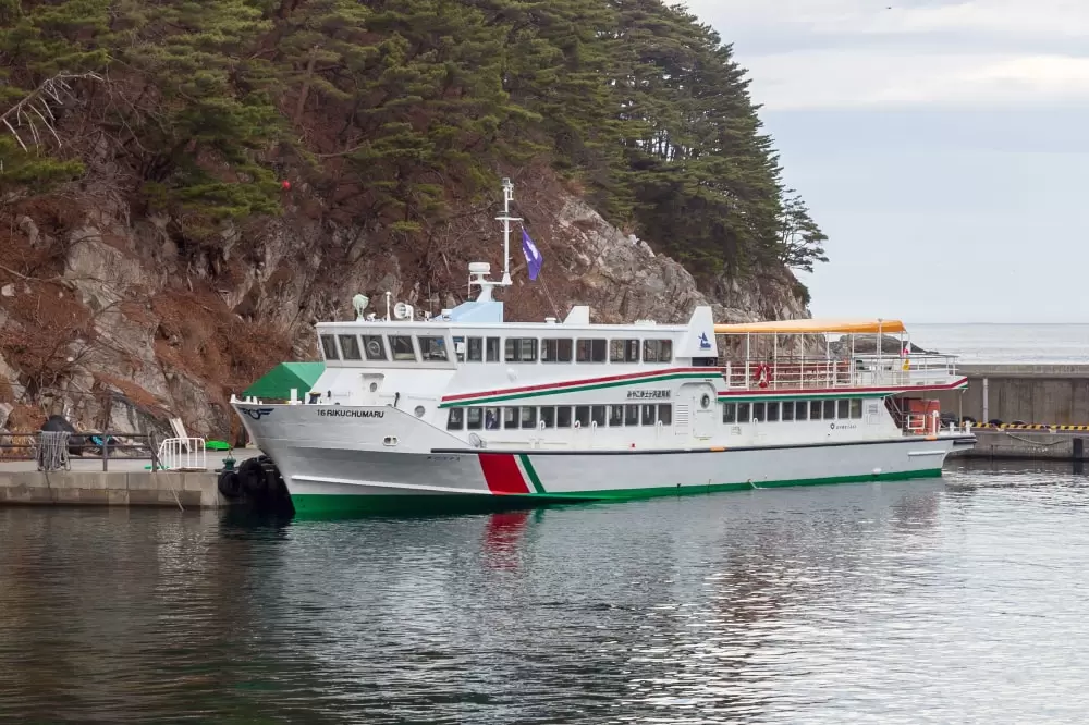 みやこ浄土ヶ浜遊覧船の写真1