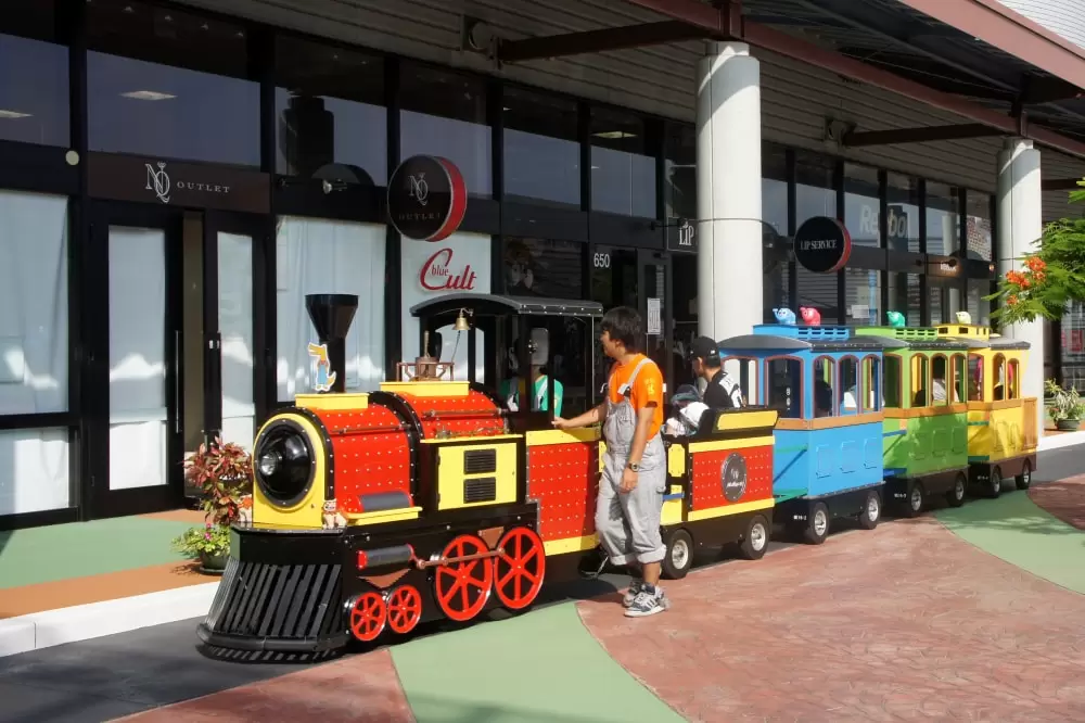 アウトレットモール あしびなーの写真1