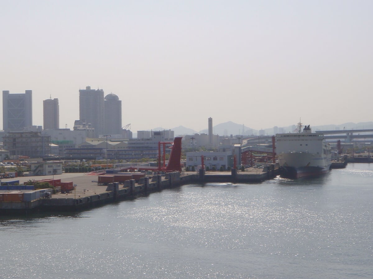 阪九フェリー 神戸港の写真1
