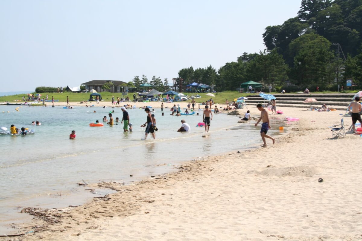 小境海水浴場の写真1