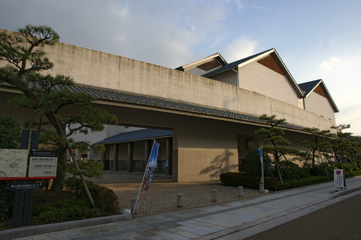 福井市立郷土歴史博物館の写真2
