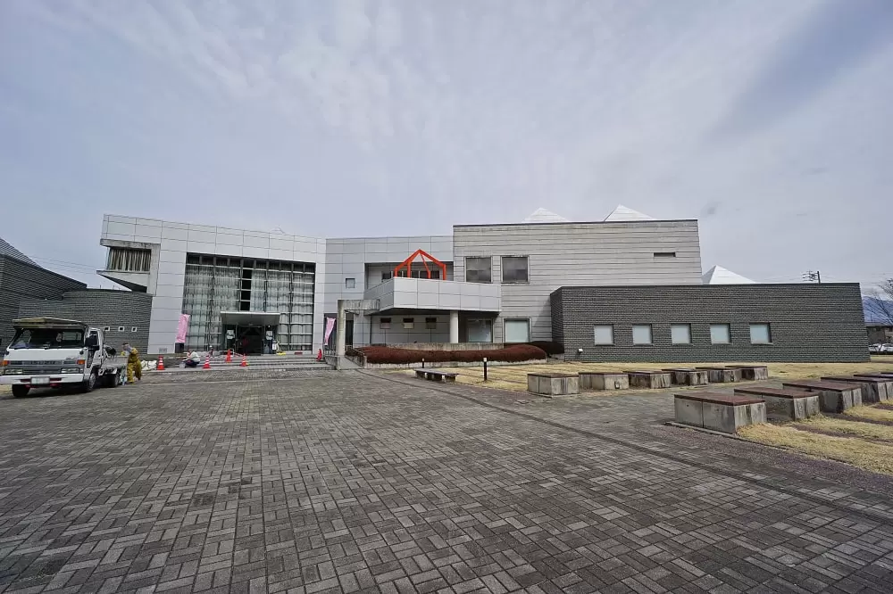 諏訪市博物館の写真1