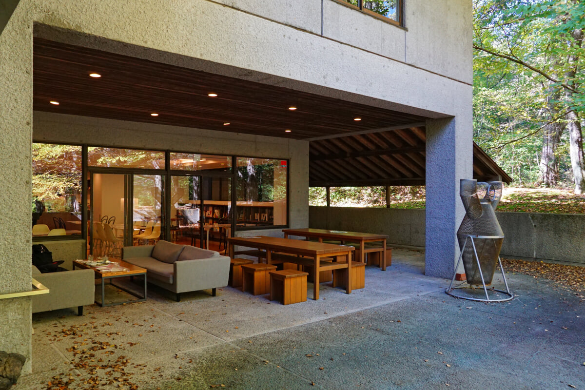 セゾン現代美術館の写真1