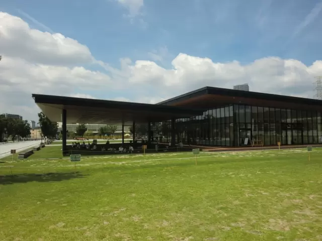 安満遺跡公園の写真1