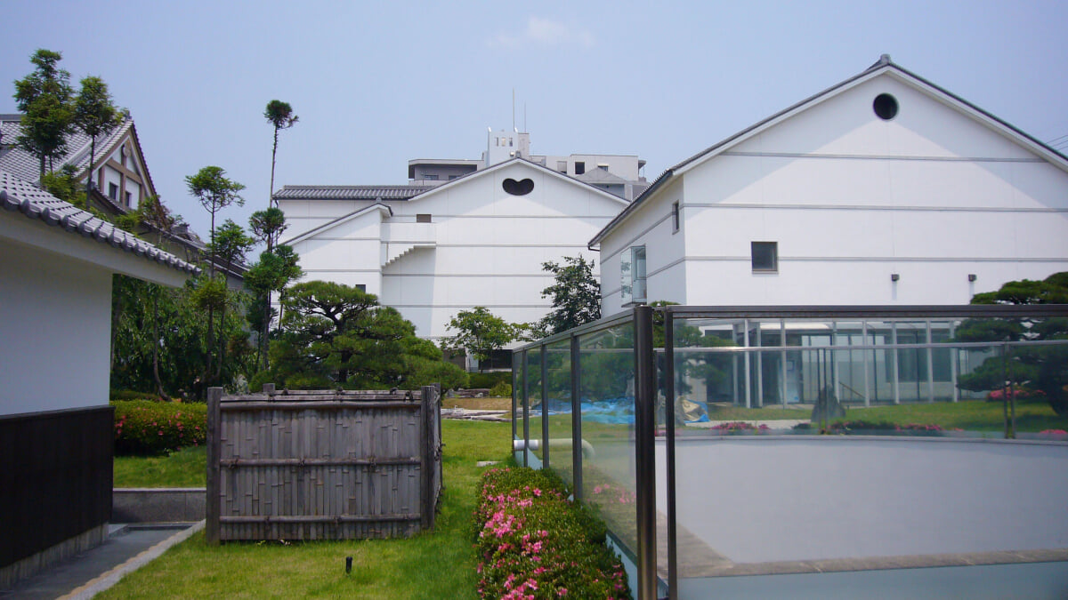 伊丹市立美術館の写真2