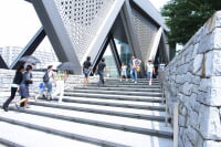 東京都現代美術館