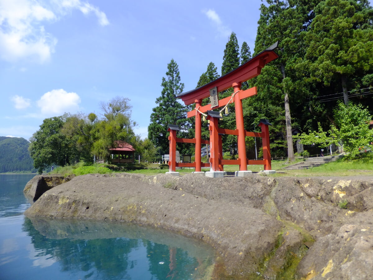 御座石神社の写真7