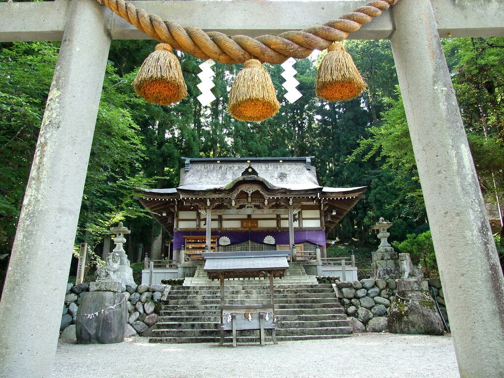 白川八幡神社の写真3
