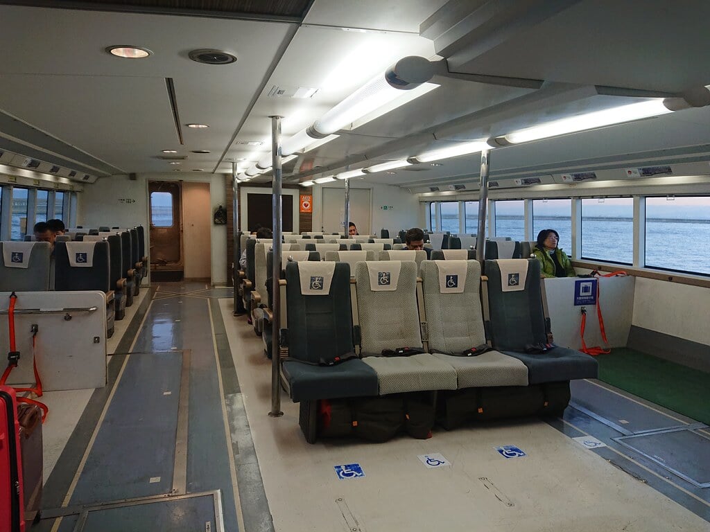 神戸-関空ベイ・シャトルの写真4