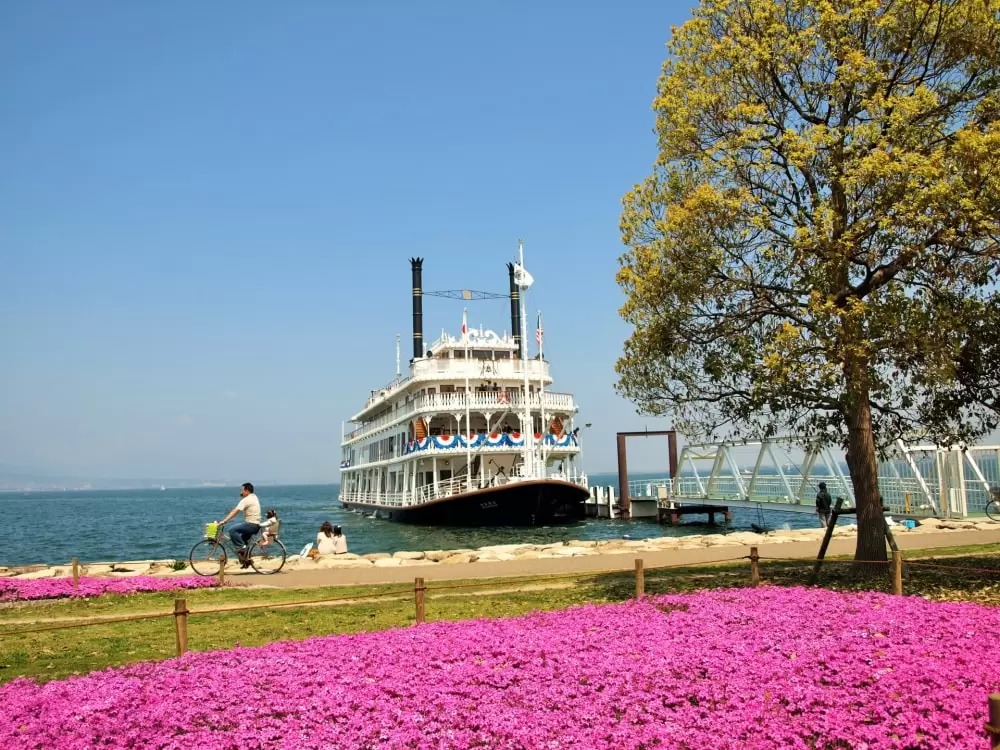 琵琶湖汽船の写真1