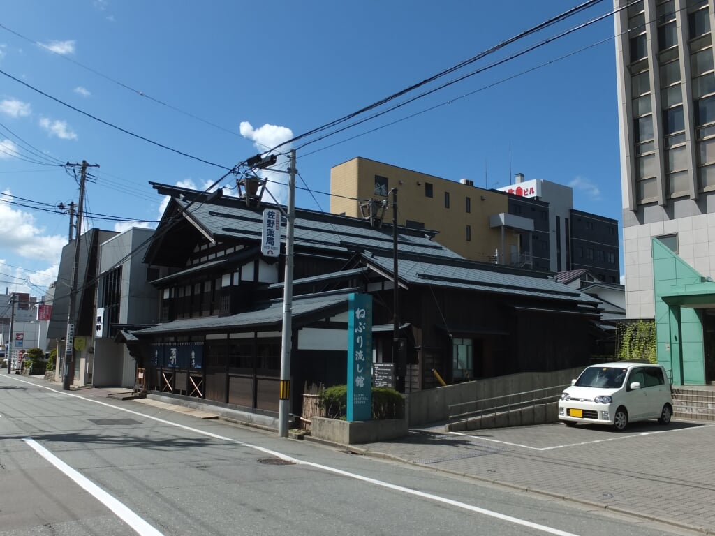 秋田市民俗芸能伝承館の写真2