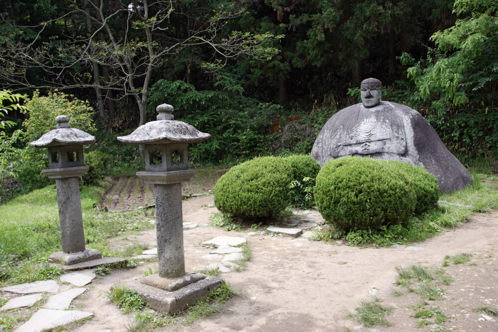 万治の石仏の写真3