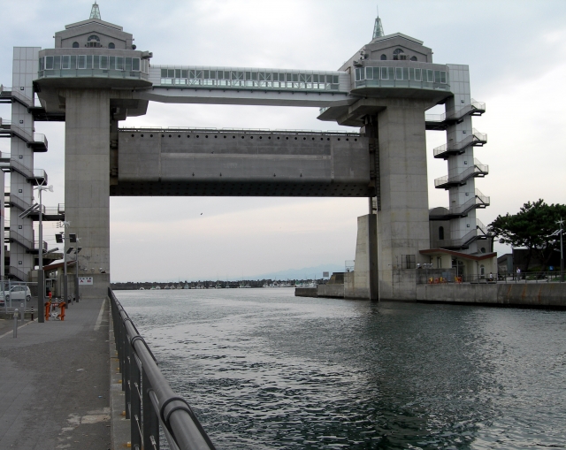 沼津港大型展望水門「びゅうお」の写真3