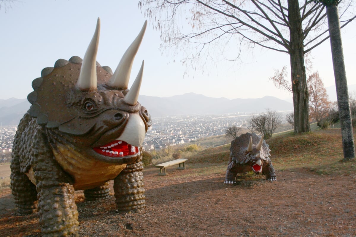 茶臼山恐竜公園の写真1