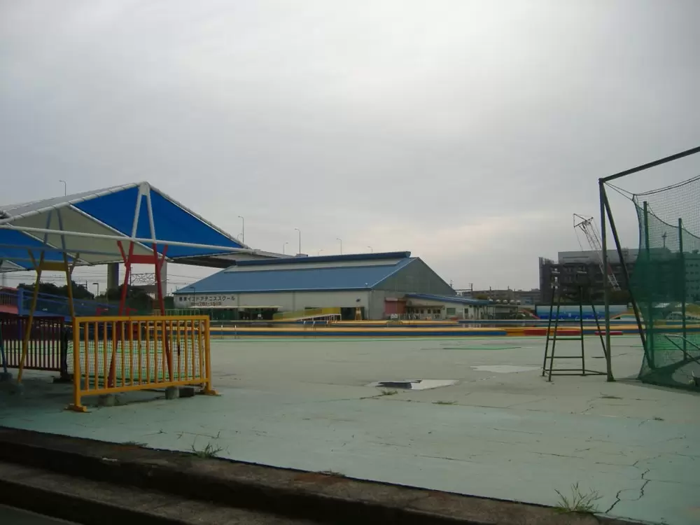 横浜プールセンターの写真1