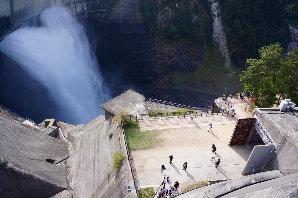 黒部ダムの写真2