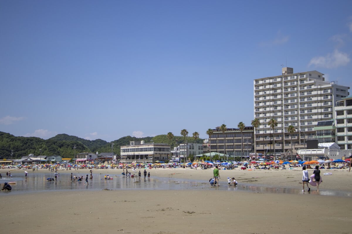 内海海水浴場の写真1