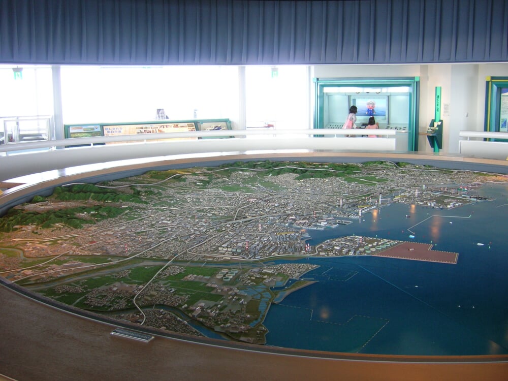 四日市港ポートビルの写真2