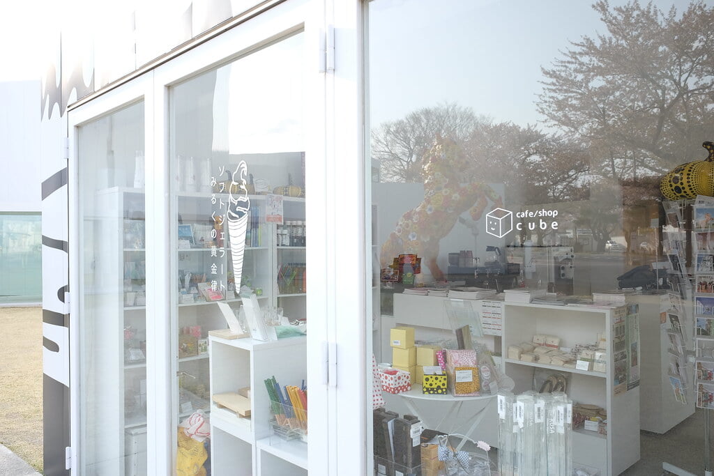 十和田市現代美術館の写真10