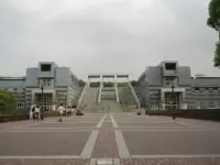 パルテノン多摩