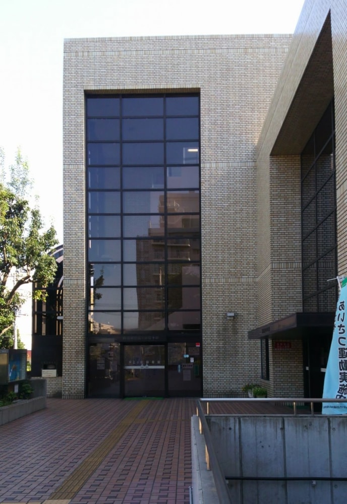 保土ヶ谷図書館の写真2