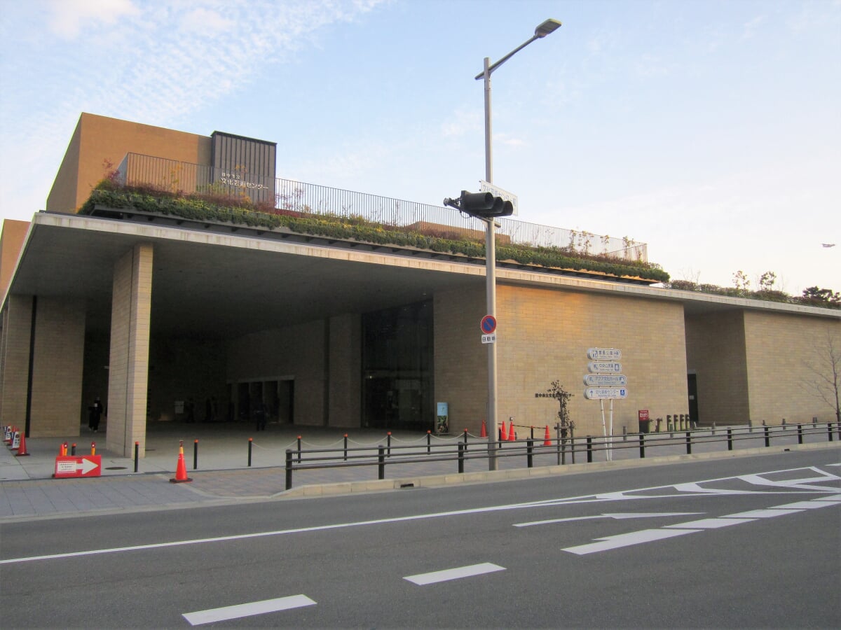 豊中市立文化芸術センターの写真1