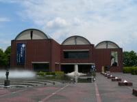 山梨県立文学館