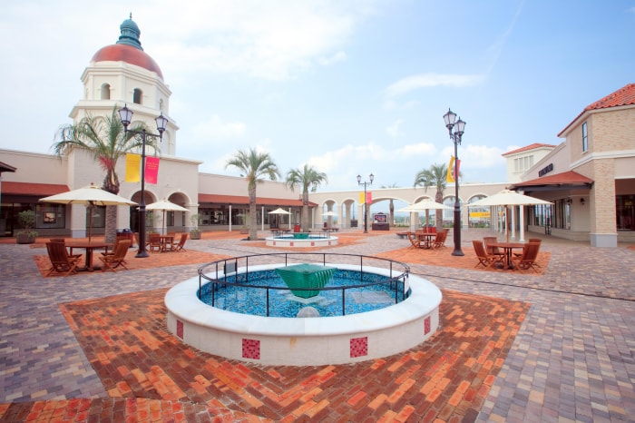 神戸三田プレミアム・アウトレットの写真3