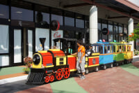 沖縄アウトレットモールあしびなー