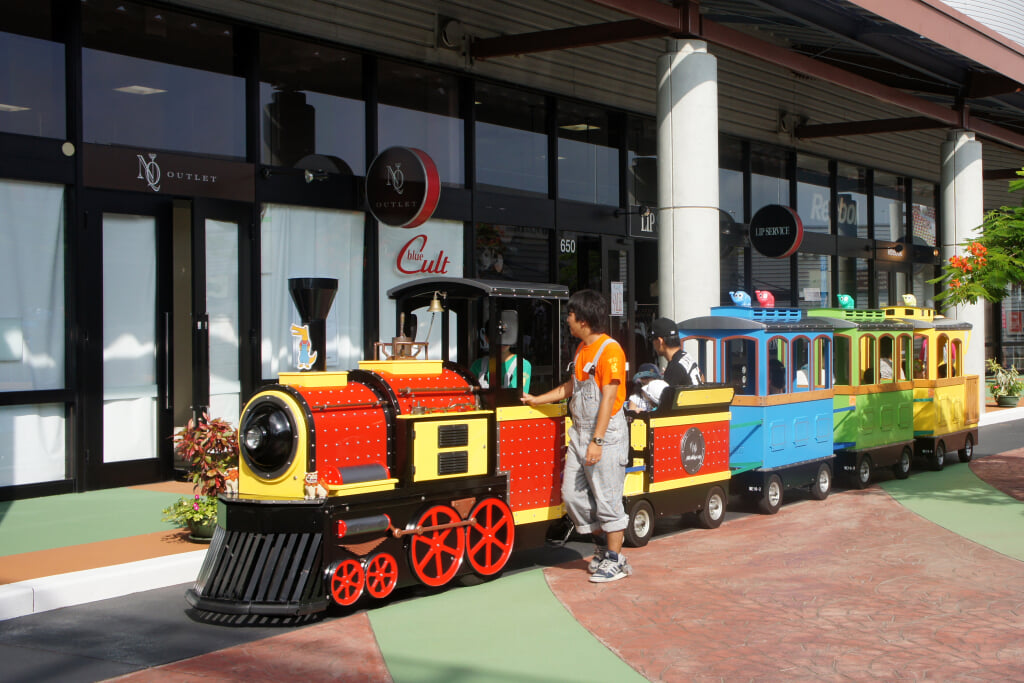 沖縄アウトレットモールあしびなーの写真1