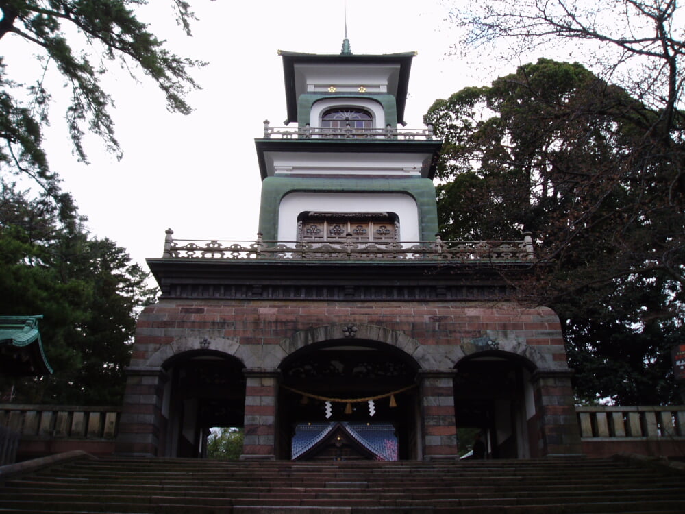 尾山神社の写真1