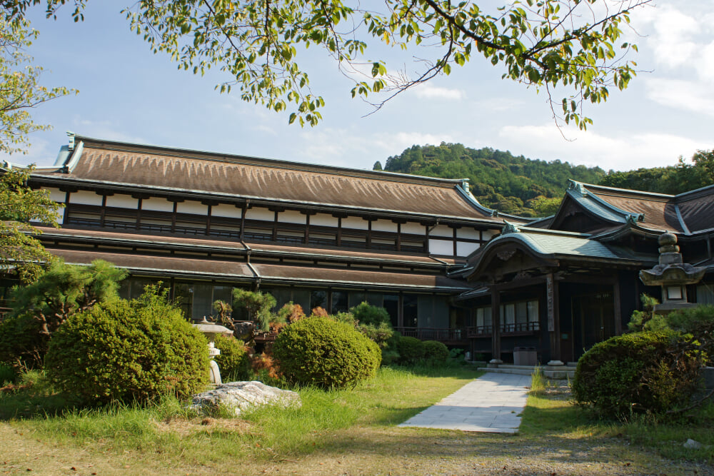 琴平町公会堂の写真3