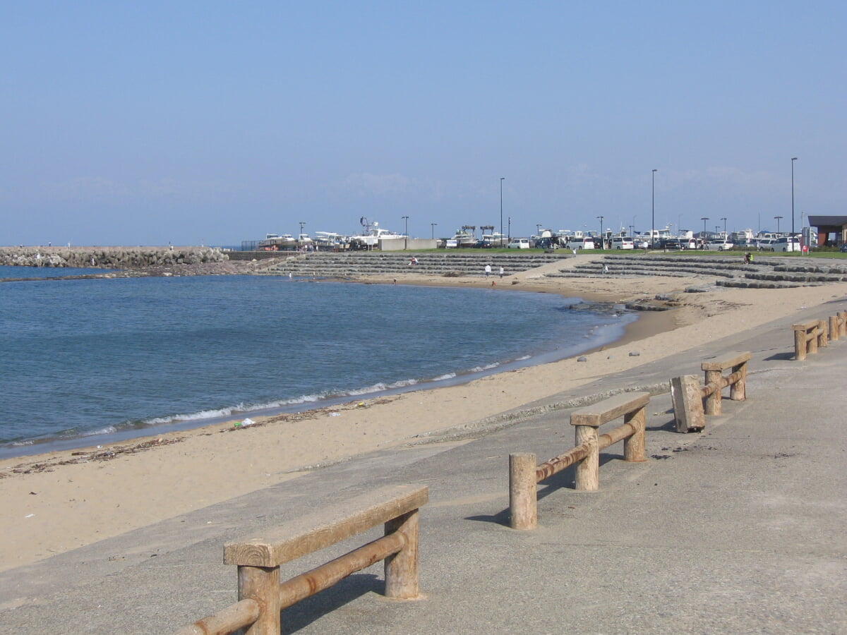 雨晴・松太枝浜海水浴場の写真1