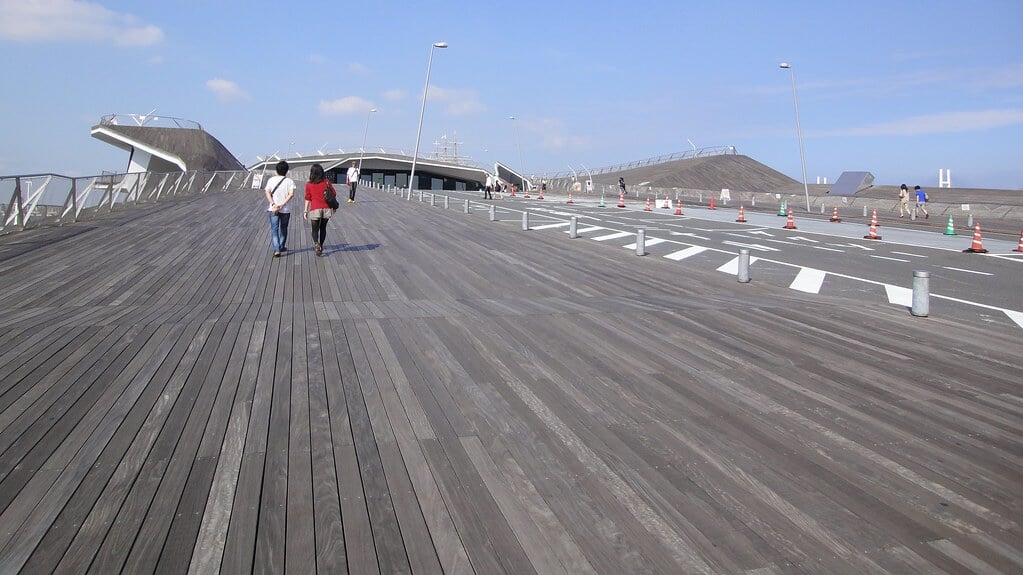 横浜港大さん橋国際客船ターミナルの写真4