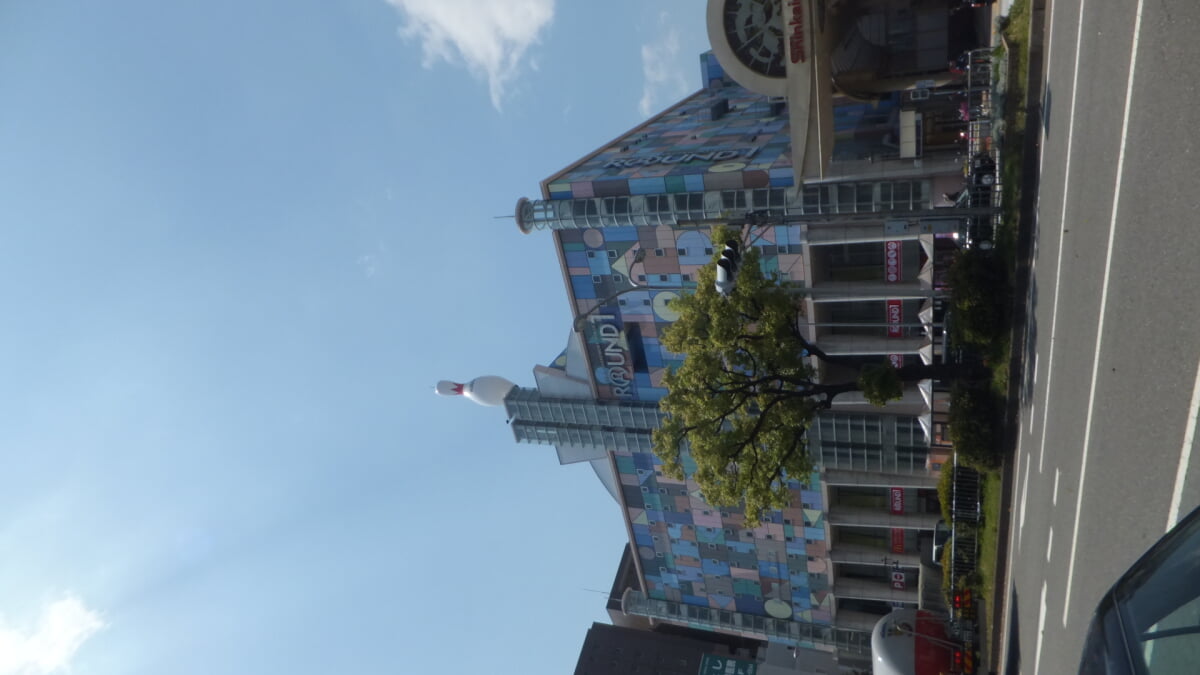 ラウンドワン新開地店の写真1