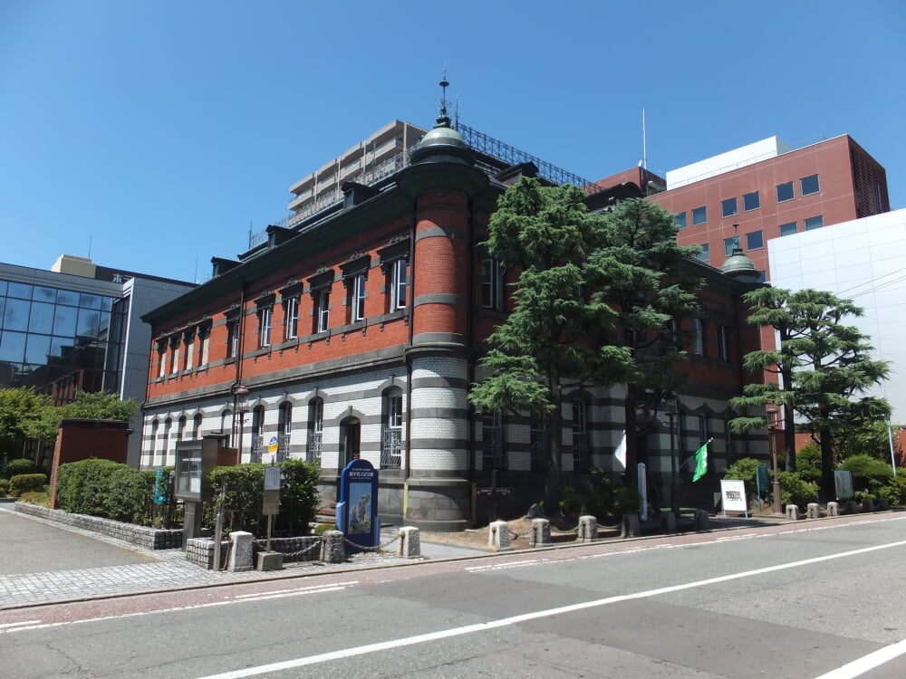 秋田市立赤れんが郷土館の写真1