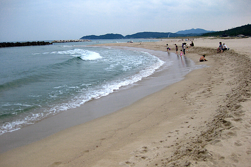 姉ヶ浜海水浴場の写真1