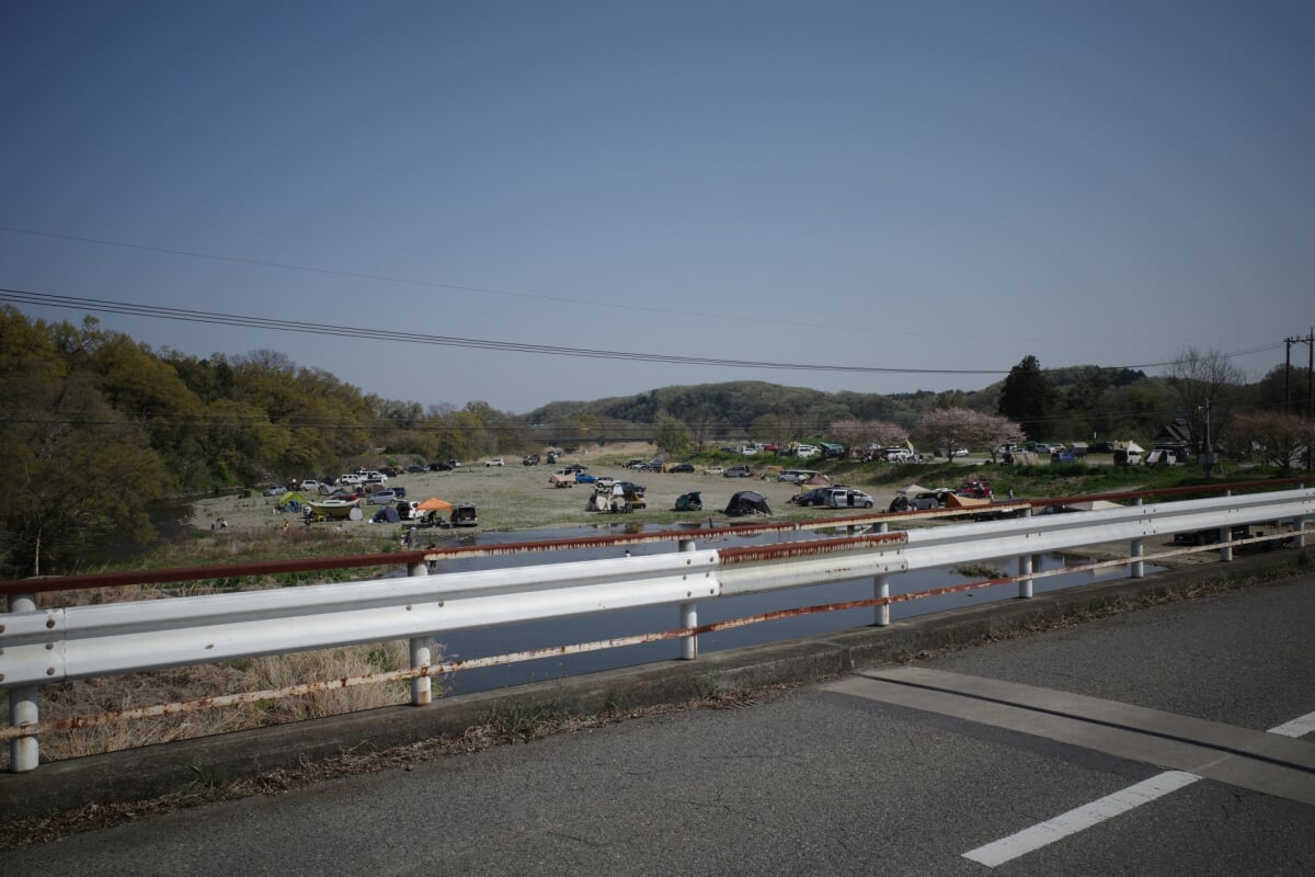 学校橋河原の写真3