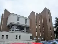 平塚市中央図書館