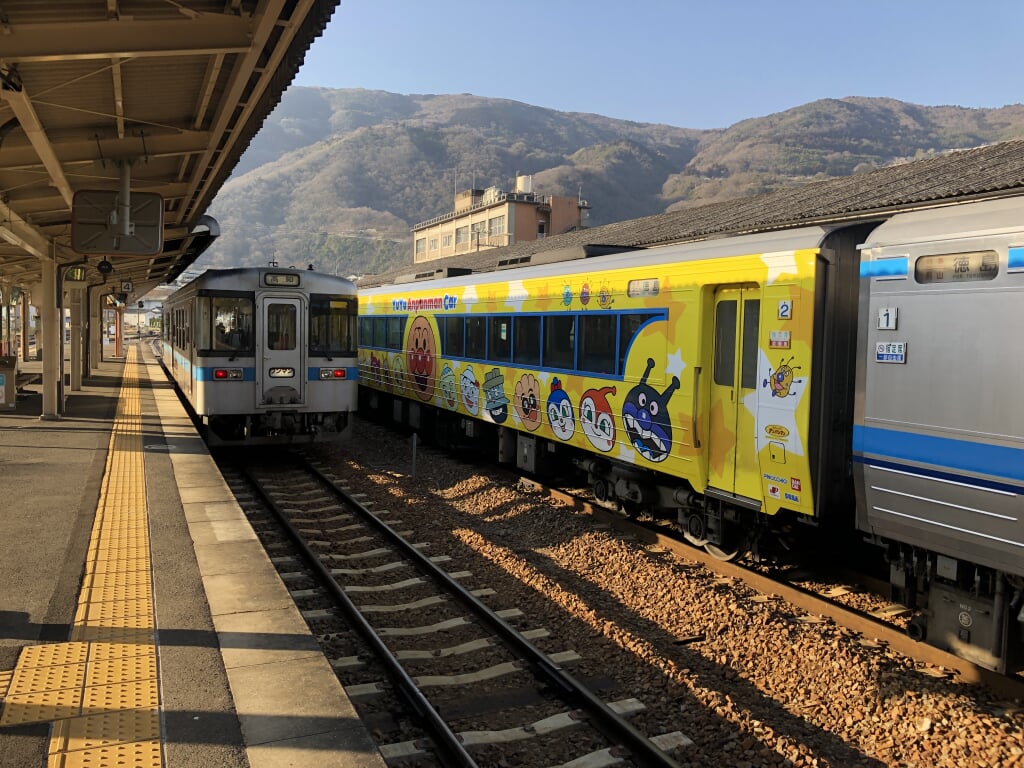 ゆうゆうアンパンマンカーの写真3