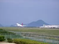 松山空港