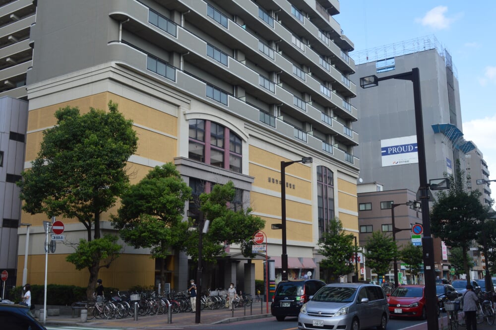 船橋市中央図書館の写真2