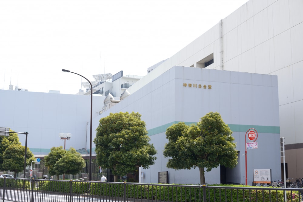 神奈川公会堂の写真2