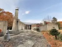 アンフォルメル中川村美術館