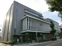 八尾図書館
