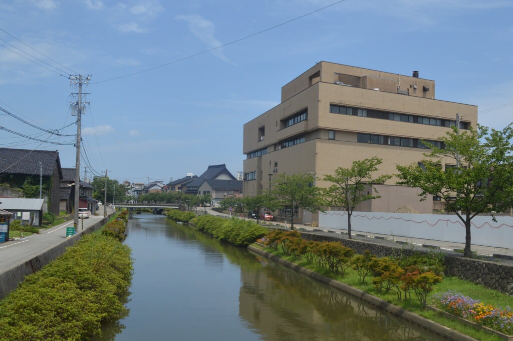 氷見市立博物館の写真1