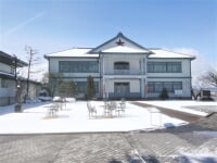 中野小学校旧校舎・信州中野銅石版画ミュージアム